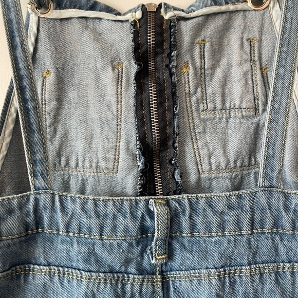 The Impeccable Pig denim jumper dress. Small - Picture 7 of 10